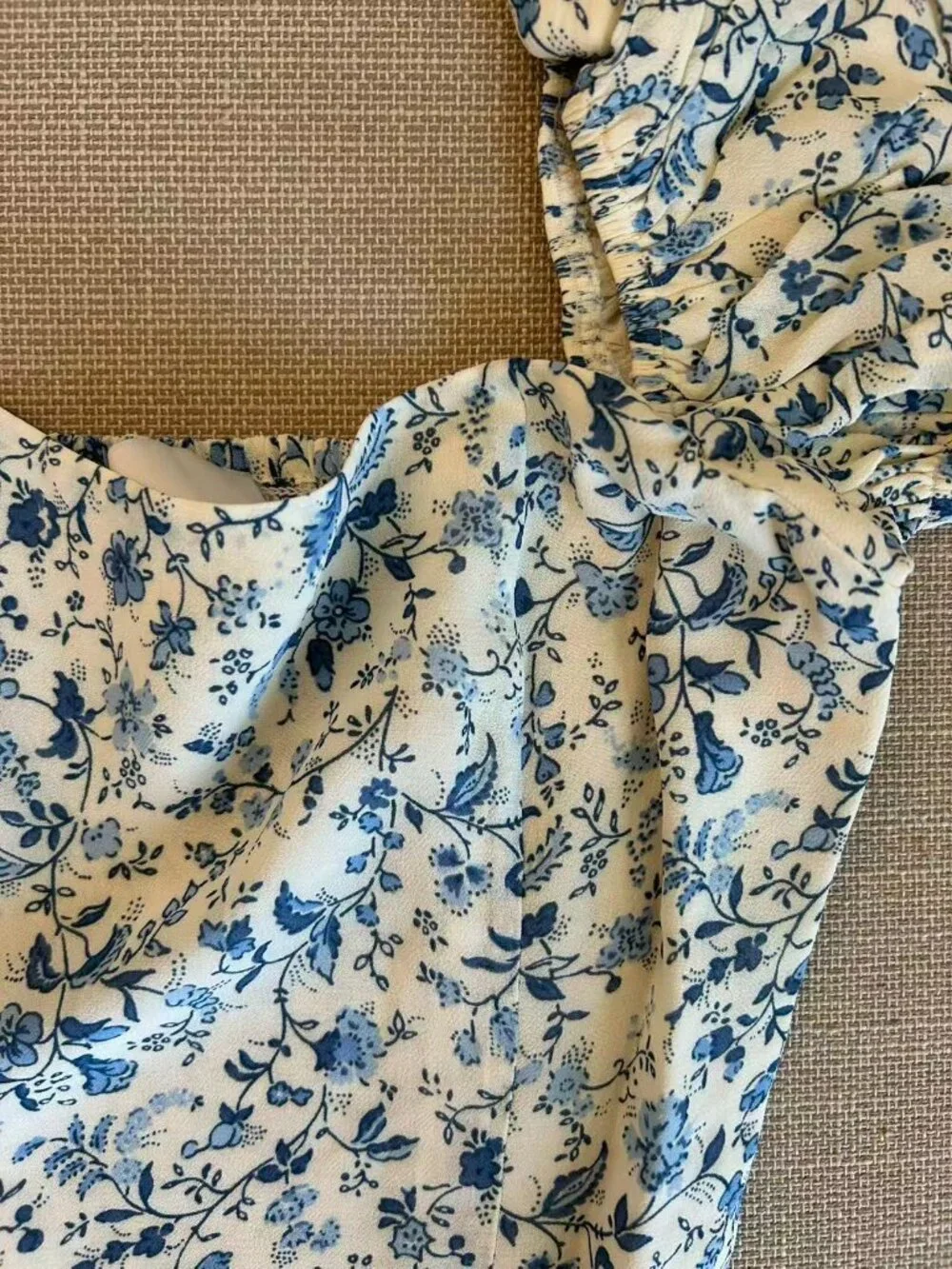 Reformation Marin Top Sz2 Nile Blue Ivory Floral French Blouse